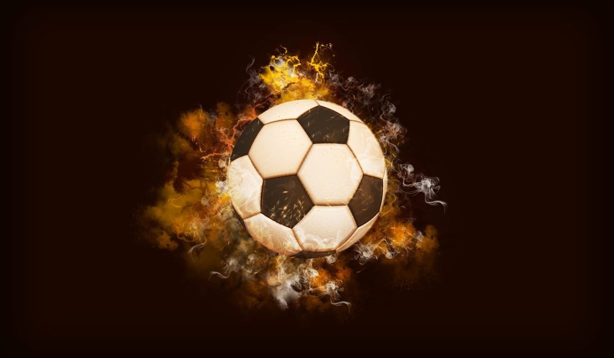 football 5576366 1280 (1)